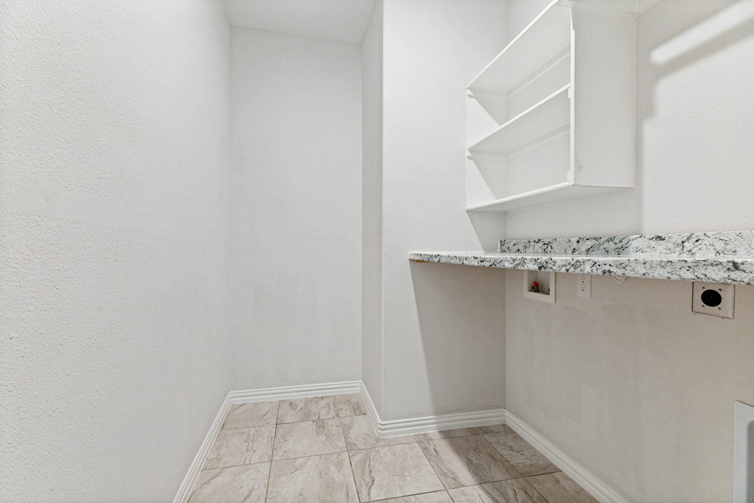 1520 Eleanor Drive photo 23