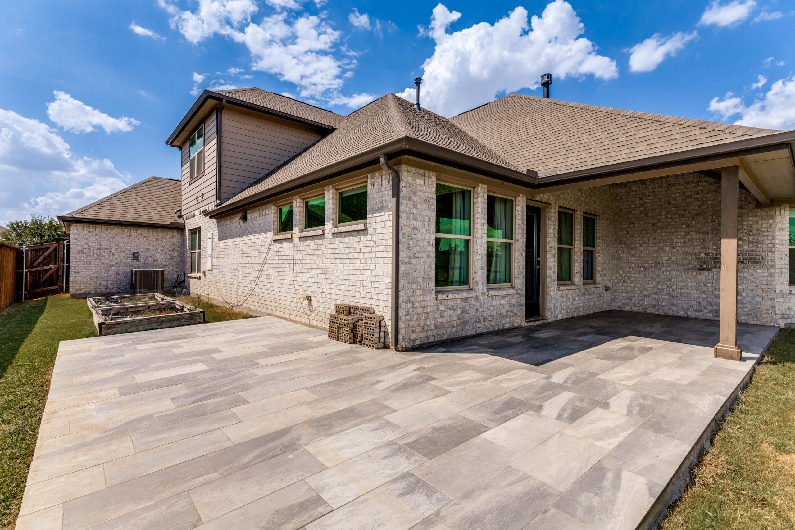 1520 Eleanor Drive photo 24
