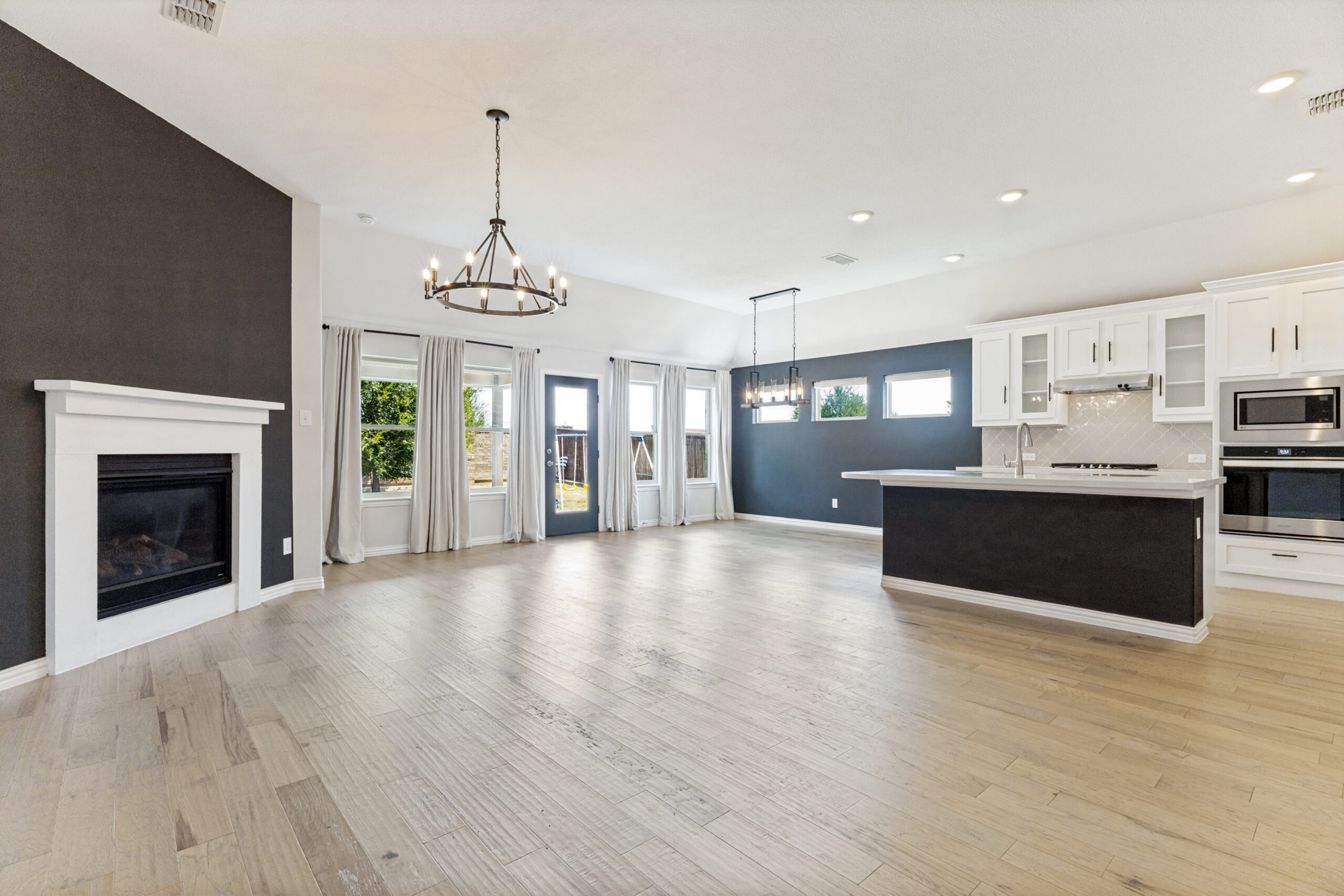 1520 Eleanor Drive photo 6